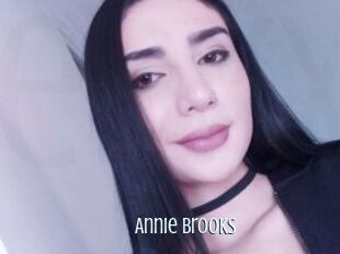 Annie_Brooks