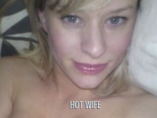 HOT_WIFE