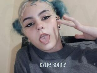 Kylie_Bonny