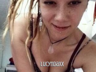 Lucynda_xx