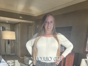 Lucyjuicy_0123