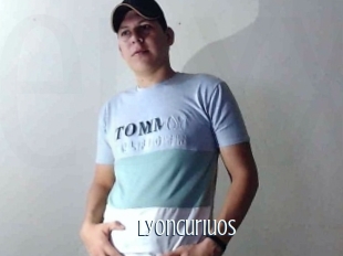 Lyoncuriuos