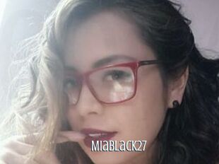 MiaBlack27