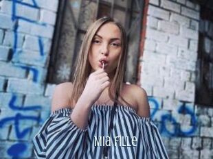 Mia_fille