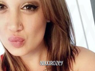 Nikki_Rozey