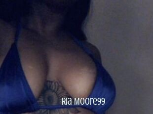 Ria_Moore99