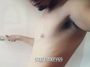 Stud_Mikey69