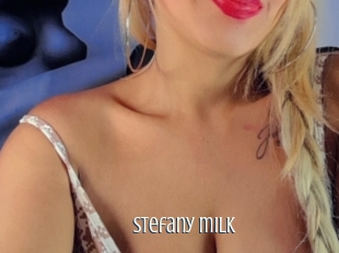 Stefany_milk