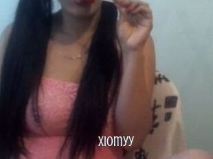 Xiomyy_